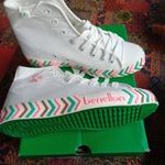 40-es vadonatúj Benetton tornacipő eladó fotó