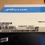 Micron 5300 MAX 1, 92TB Enterprise SSD SATA 2, 5" ÚJ, BONTATLAN DOBOZ fotó