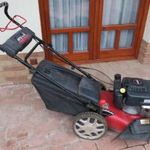 Kawasaki motoros önjáró MTD fűnyíró fotó