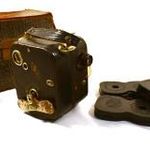 EREDETI DOBOZÁBAN NAGYON RÉGI PATHEX KÉZI KAMERA DOBOZÁBAN X fotó