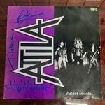 Attila - Violent Streets - DEDIKÁLT fotó