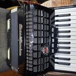 Royal Standard Meteor harmonika eladó fotó