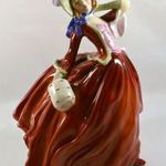 ROYAL DOULTON ... LÁNY VÖRÖS RUHÁBAN KALAPBAN ... GYŰJTŐI PORCELÁN SZOBOR X fotó
