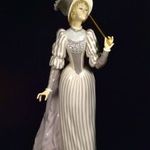 KISASSZONY CSIPKÉS ESERNYŐVEL .. RITKA LLADRO PORCELÁN SZOBOR X fotó