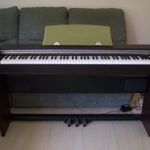 SZINTE ÚJ!!! FÉLÁRON!!! Casio Privia PX-770 elektromos digitális zongora kottatartóval fotó
