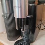 Nespresso Krups Atelier kapszulás kávéfőző tejhabosító szárral fotó
