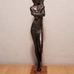 Czobor Sándor - 'Edina' című Bronzszobor fotó