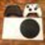 Microsoft Xbox Series S – 2 kontroller + tartozékcsomag fotó
